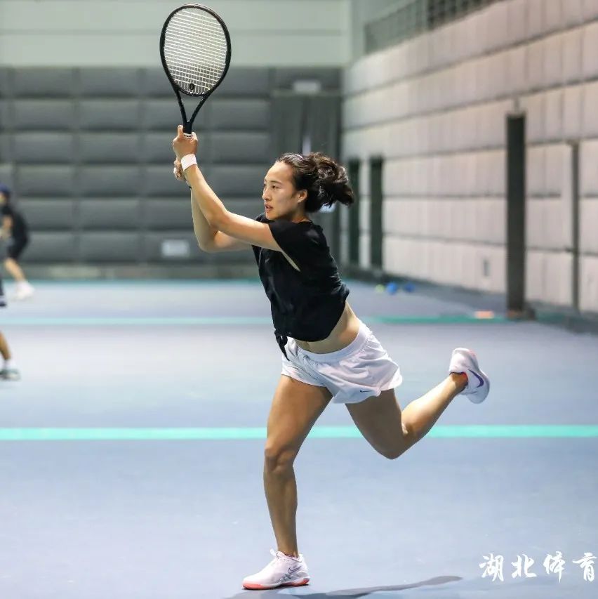 用自己的影 用自己的影