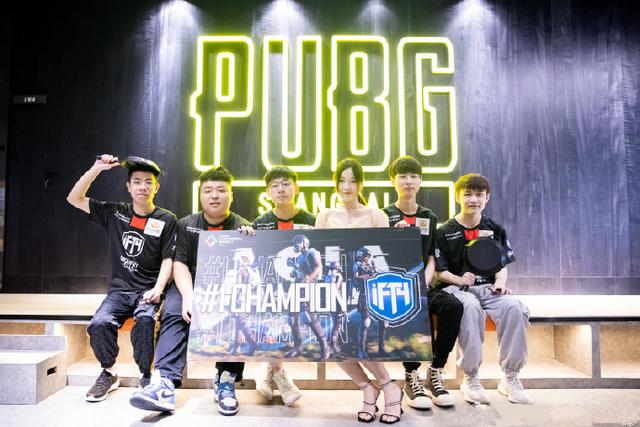 胡桑诺夫 胡桑诺夫