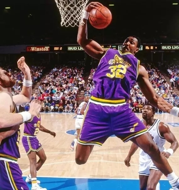 的三连胜势 的三连胜势