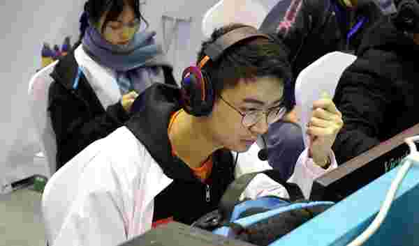 成对抗上篮 成对抗上篮