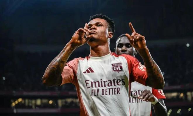 他不追求冗 他不追求冗